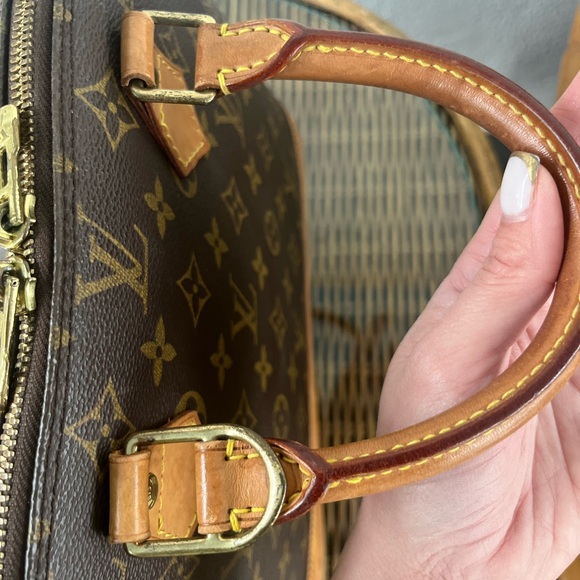 LOUIS VUITTON ALMA Monogram Handbag M51130 Serial #FL0061 - Picture 11 of 16